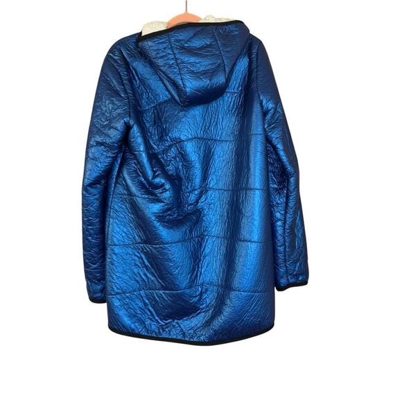 Nikki Jones Montreal Metallic Blue Sherpa Jacket Women's S Oversized Warm Modern - Picture 5 of 15